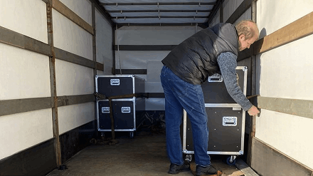 Сотрудники Cromi на складе